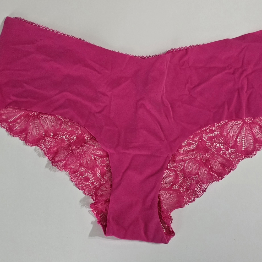 Elegant Pink Lace Women's Briefs